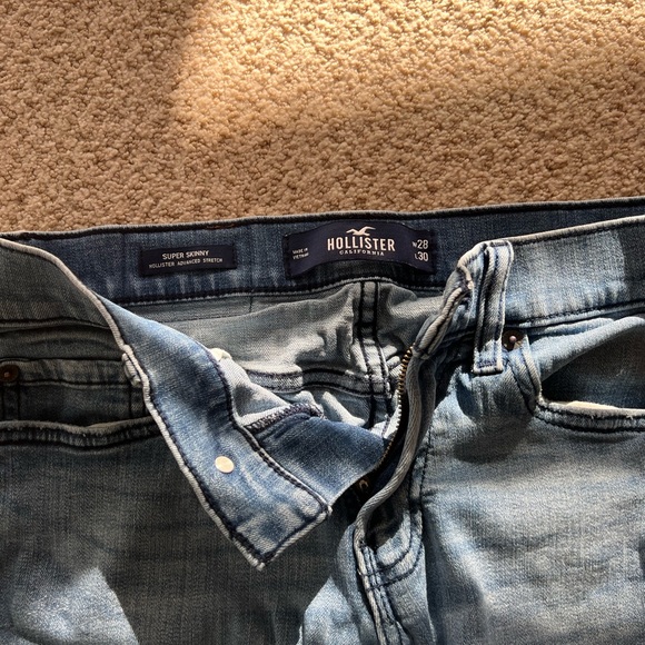 Hollister skinny jeans - Picture 2 of 4